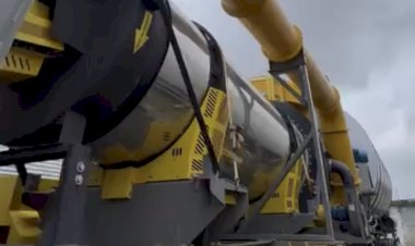 Enquanto mantém usina de asfalto abandonada, gestão Sérgio Reis firma contrato de R$ 5 milhões para recapeamento