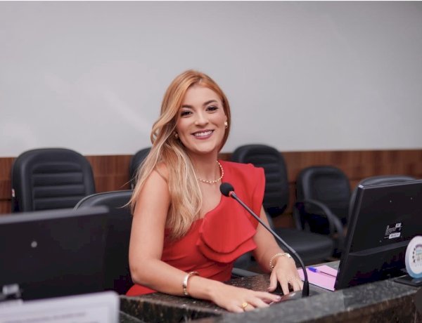 No mês das mulheres, Simão Dias amplia representatividade feminina no Legislativo; suplente Clara Déda assume mandato após afastamento de Rogério Nunes