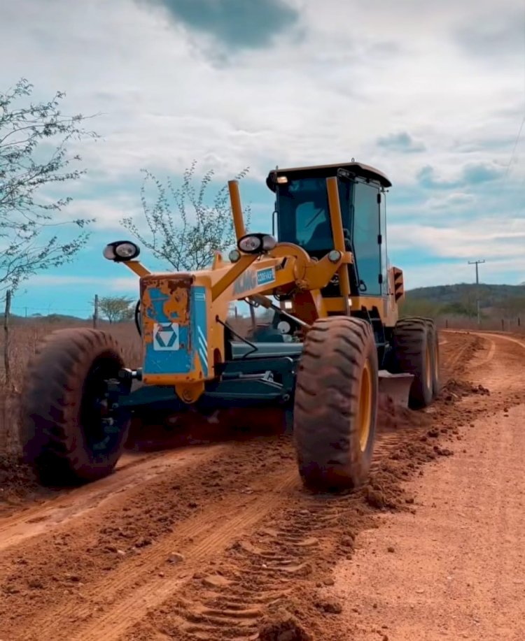 Gestão de Machadinho já se destaca pela agilidade e eficácia na realização de obras e serviços em Canindé de São Francisco