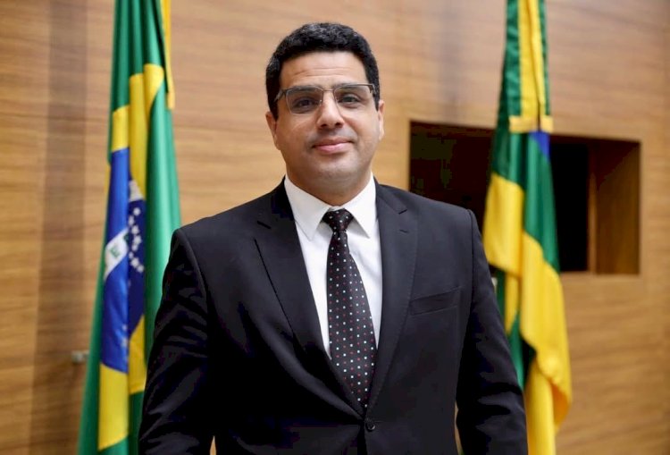 Jeferson Andrade: Um Potencial Candidato ao Cargo que Desejar